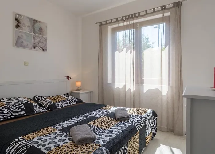 Sun Апартаменти *